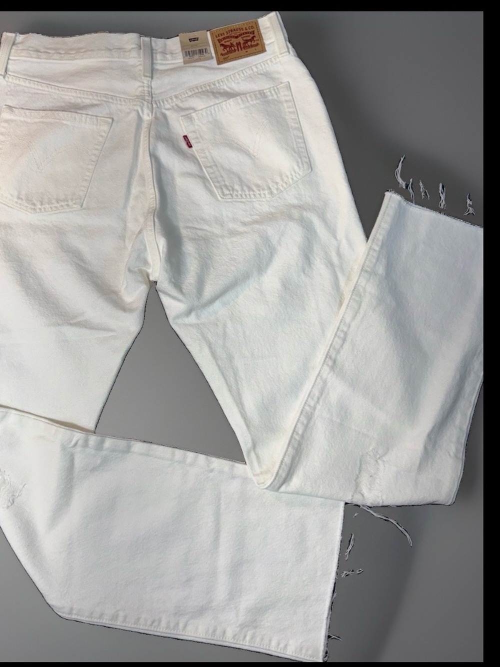 Levi's White Distressed Straight Leg Jeans with Raw Hem Mens 31x30